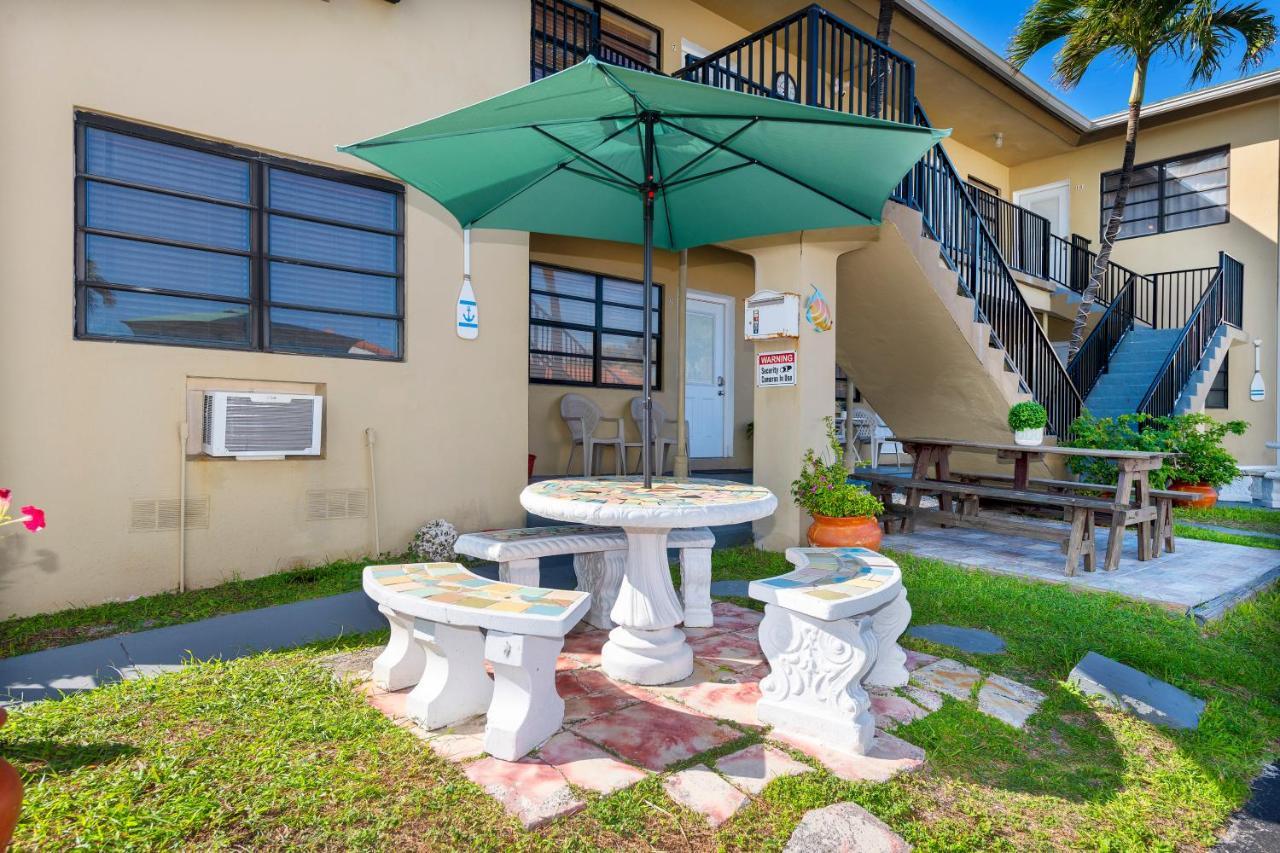 Tropic Isle Hotel & Apartment Χόλιγουντ Εξωτερικό φωτογραφία