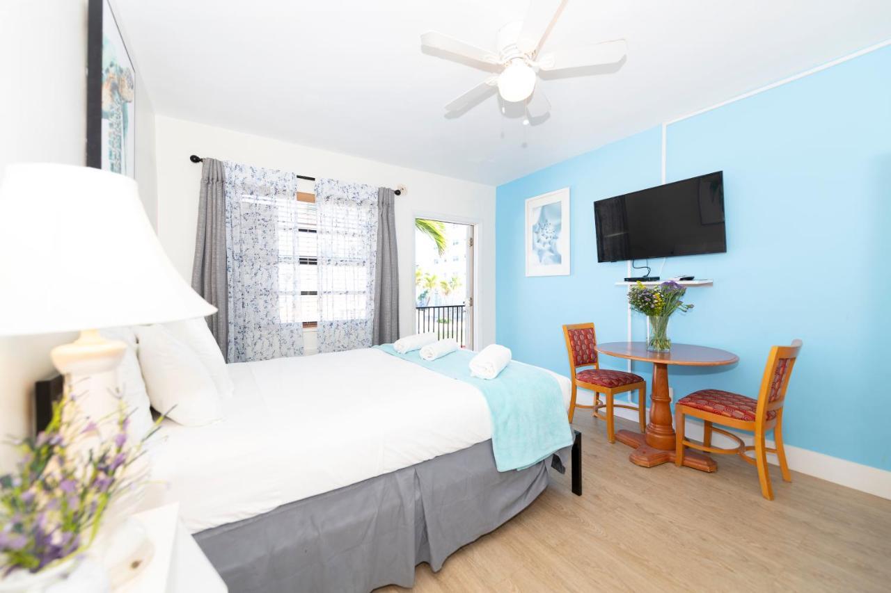 Tropic Isle Hotel & Apartment Χόλιγουντ Εξωτερικό φωτογραφία