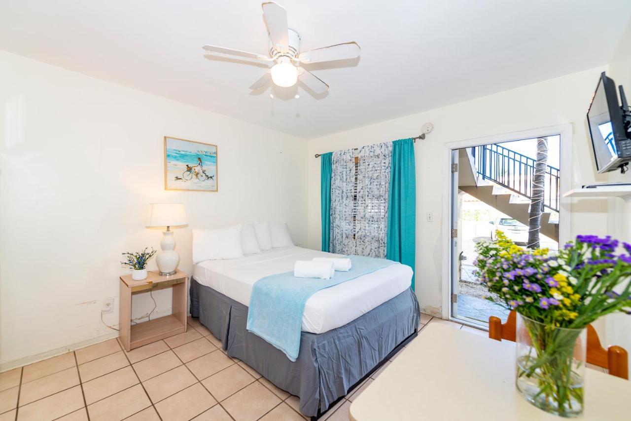 Tropic Isle Hotel & Apartment Χόλιγουντ Εξωτερικό φωτογραφία